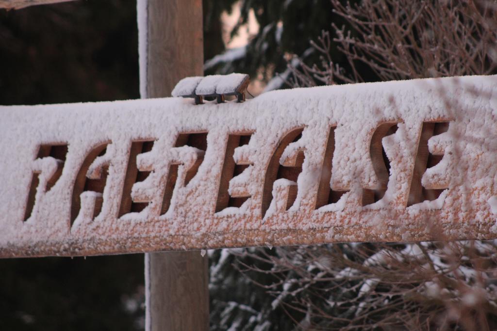 Paepealse Guesthouse Kullamaa エクステリア 写真